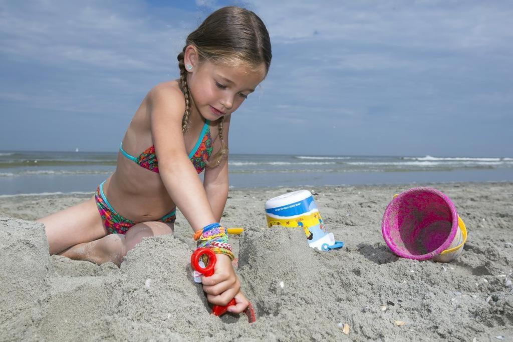 'T Strandhuys En De Vuurtoren, Met Eigen Keuken, Zonnig Terras Nabij Dorp, Duinen En Strand, Incl Verwarmd Binnen Zwembad Hollum  Εξωτερικό φωτογραφία