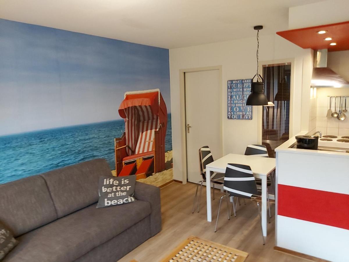 'T Strandhuys En De Vuurtoren, Met Eigen Keuken, Zonnig Terras Nabij Dorp, Duinen En Strand, Incl Verwarmd Binnen Zwembad Hollum  Εξωτερικό φωτογραφία